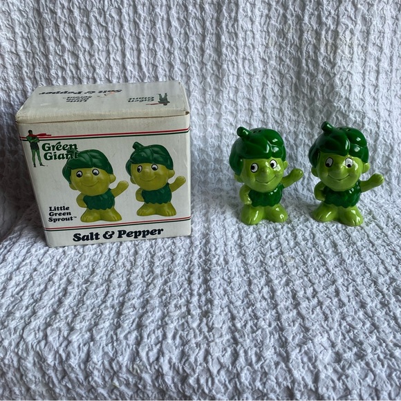 New deadstock Vintage Little Green Giant Salt And Pepper shaker set Green Giant - Picture 2 of 8